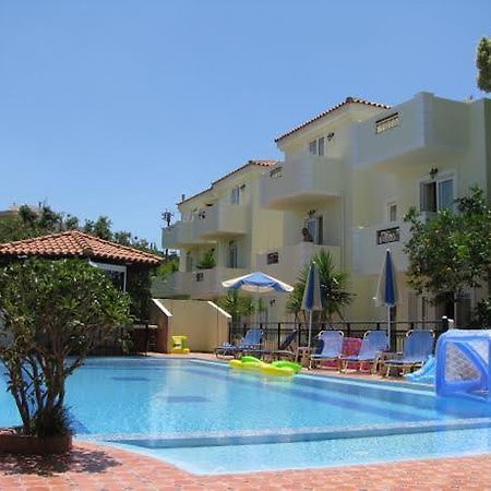 Sofia Studios & Apts Ayía Marína Exteriér fotografie