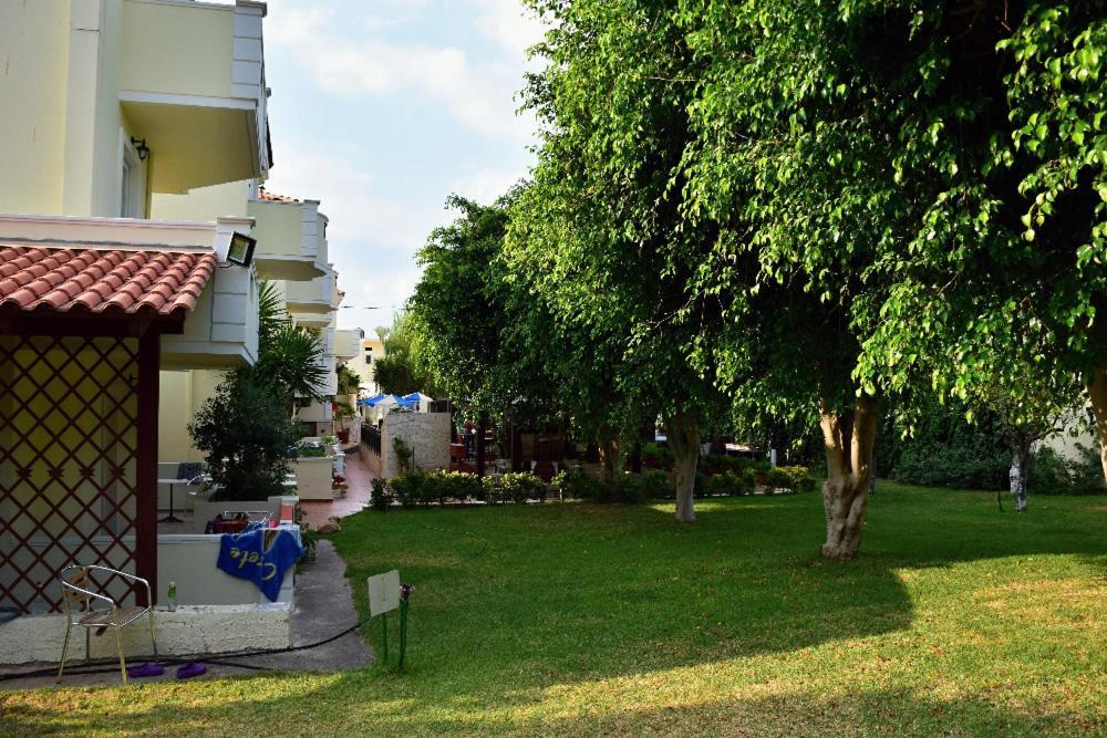 Sofia Studios & Apts Ayía Marína Exteriér fotografie